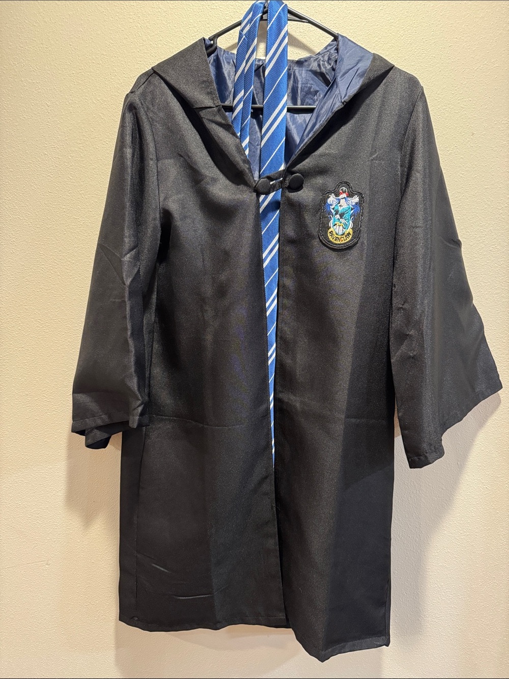 Harry Potter Ravenclaw XXL Kids Black Wizard Robe with Blue Lining and Crest